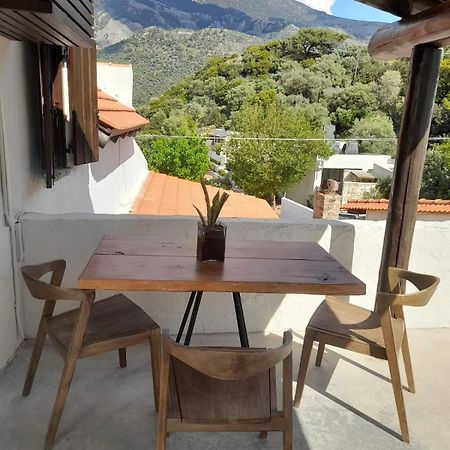 Monastery Estate Guesthouse Сугия Екстериор снимка