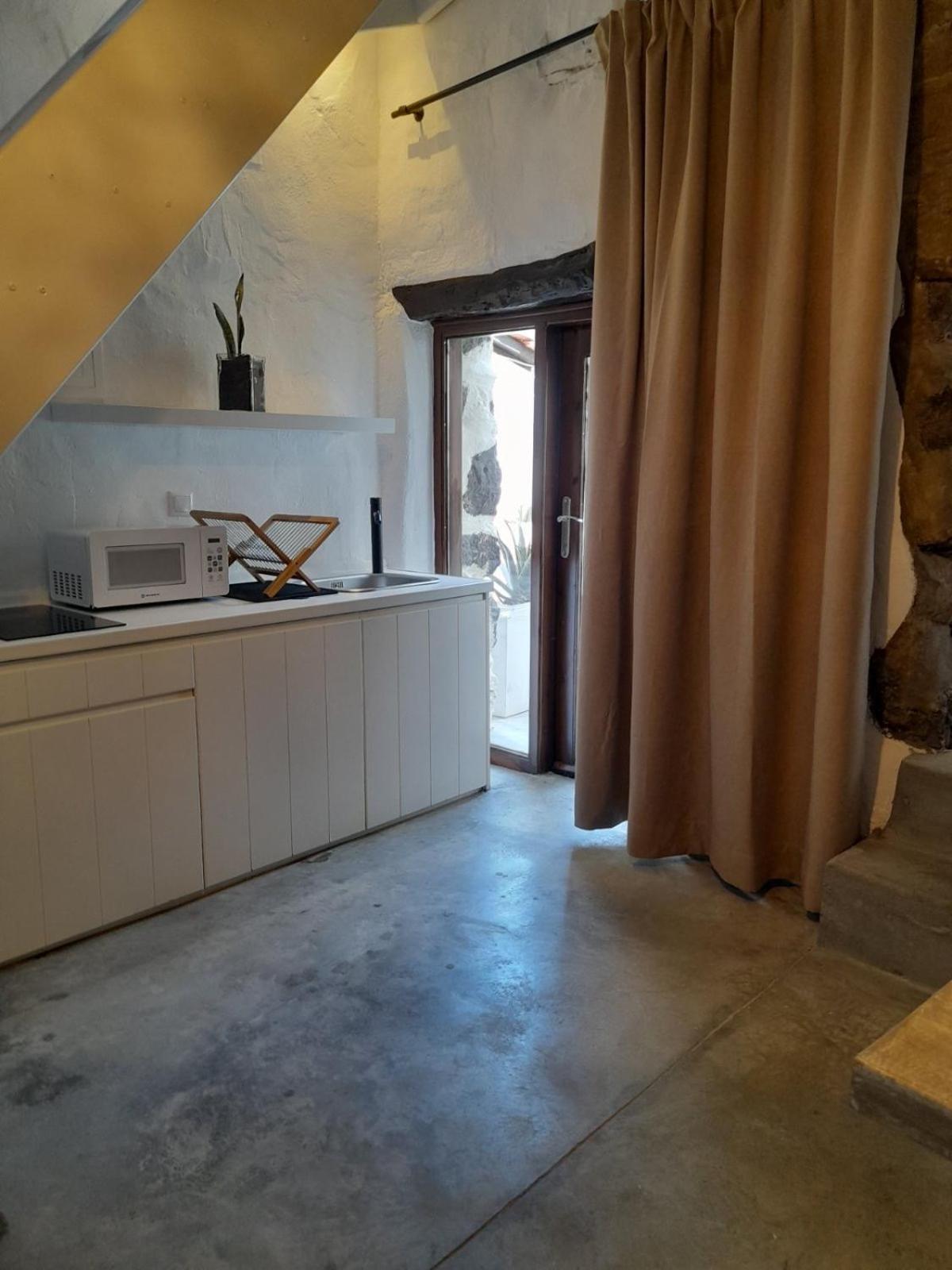 Monastery Estate Guesthouse Сугия Екстериор снимка