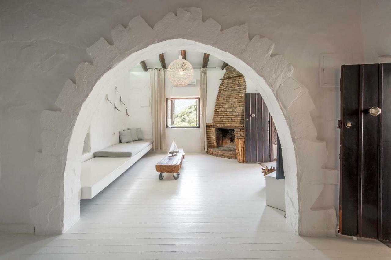 Monastery Estate Guesthouse Сугия Екстериор снимка