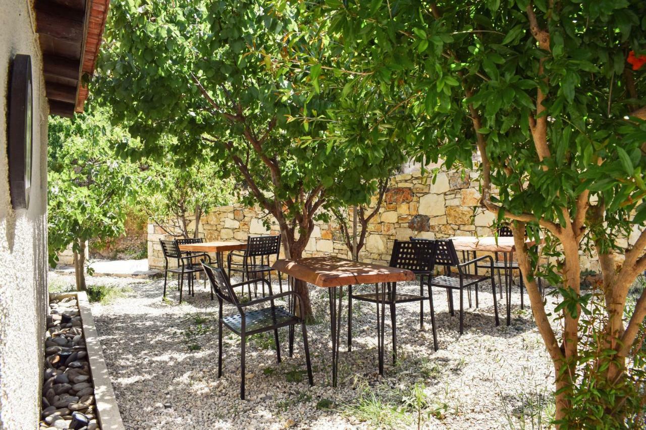 Monastery Estate Guesthouse Сугия Екстериор снимка
